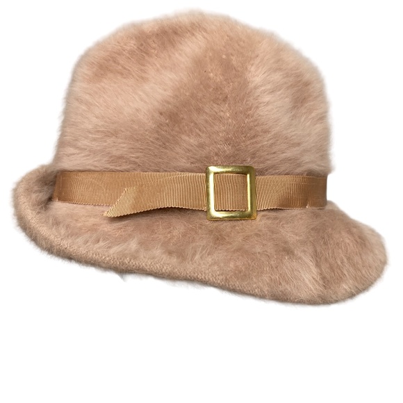 Kangol Accessories - women hat cap S/M tan KANGOL vintage soft 4oz. wool 21.5" 6.75-7 ⅛ winter